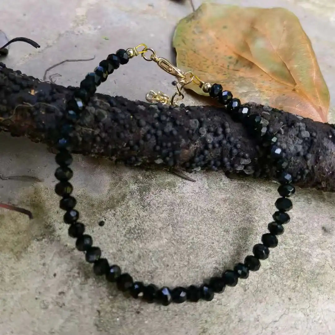 Pulsera de capas con cuentas de ópalo, piedra natal de octubre, labradorita, latón labradorita, destellos azules