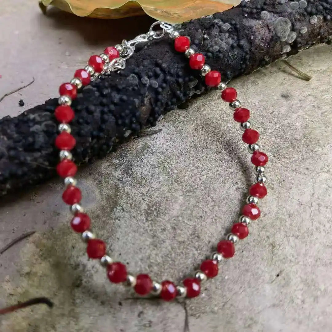 Pulsera de capas con cuentas de ópalo, piedra natal de octubre, labradorita, latón labradorita, destellos azules