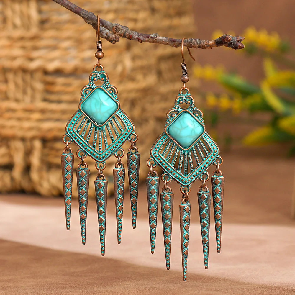 Pendientes de borlas de metal étnicos vintage de 16 estilos para mujer, con textura inusual y personalidad, joyería femenina para vacaciones y uso diario.
