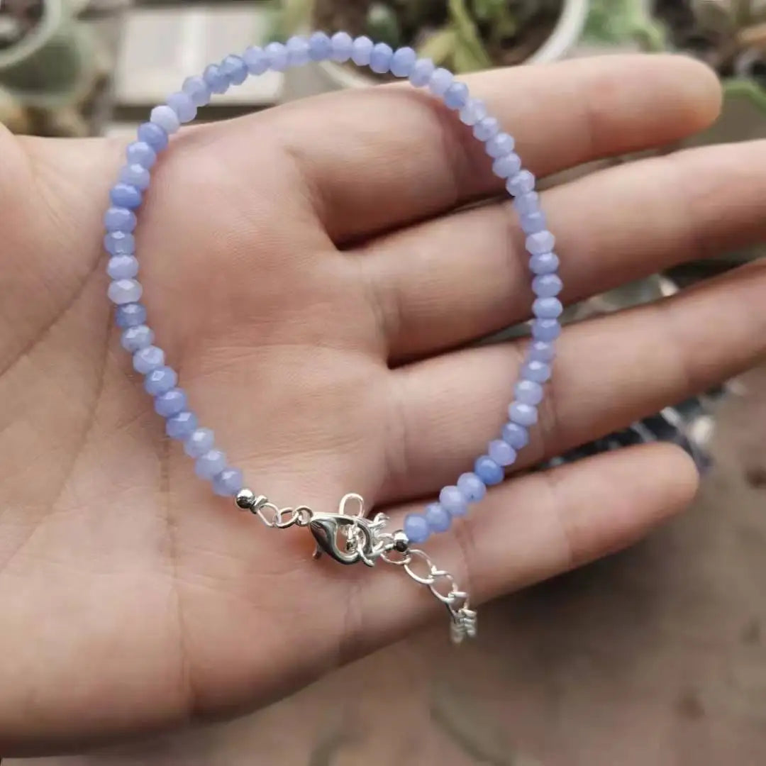 Pulsera de capas con cuentas de ópalo, piedra natal de octubre, labradorita, latón labradorita, destellos azules