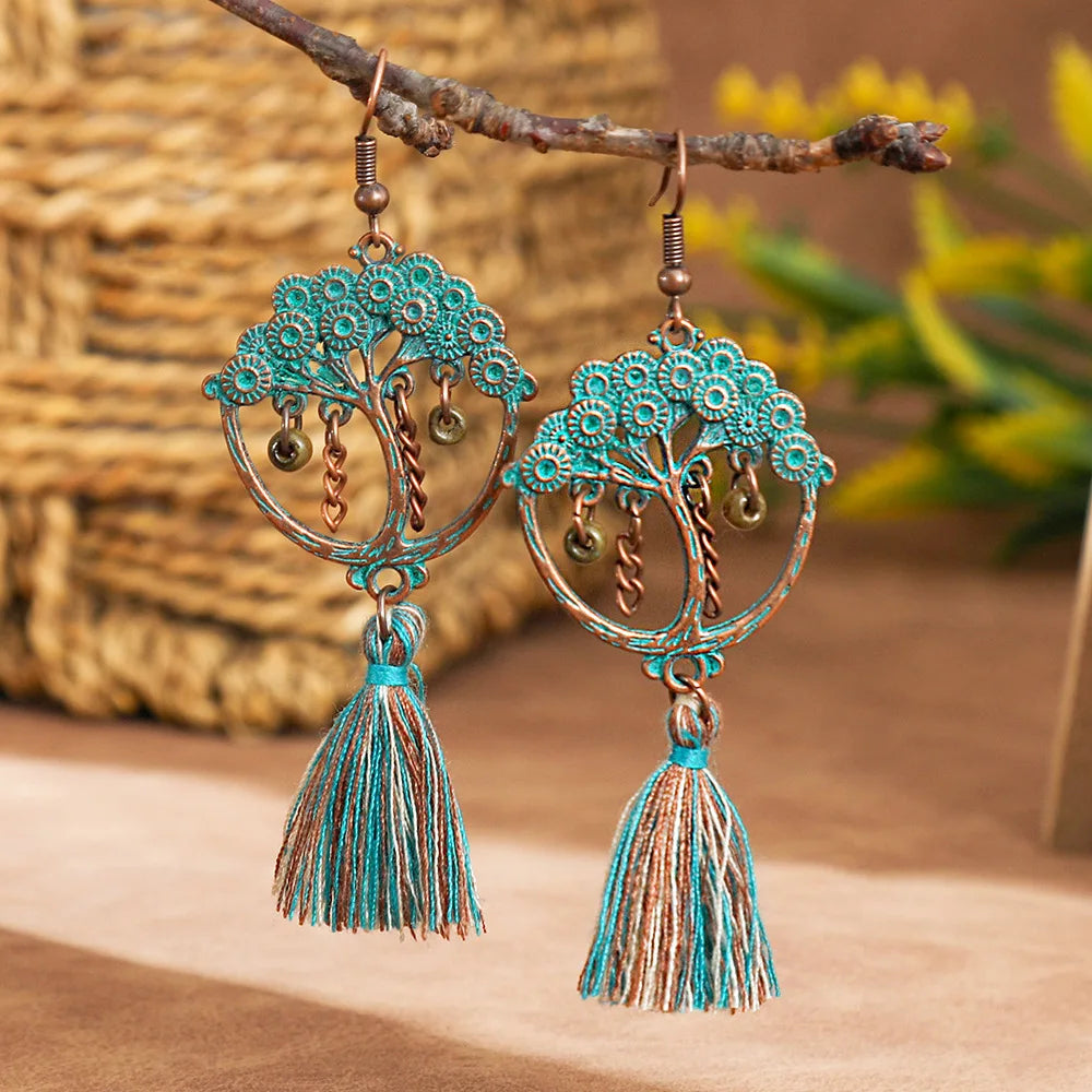 Pendientes de borlas de metal étnicos vintage de 16 estilos para mujer, con textura inusual y personalidad, joyería femenina para vacaciones y uso diario.